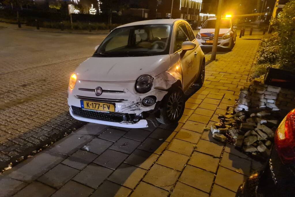 Schade aan personenauto's door botsing