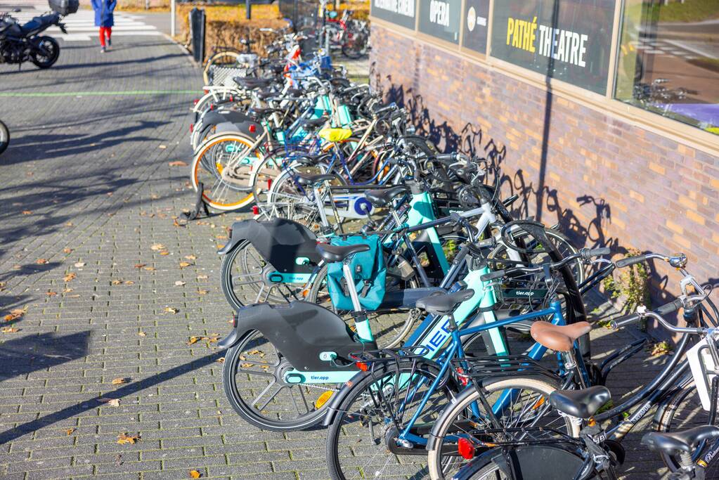 Elektrische deelfietsen klaar voor gebruik