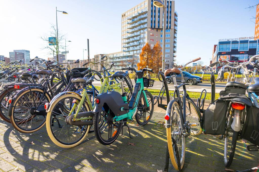 Elektrische deelfietsen klaar voor gebruik