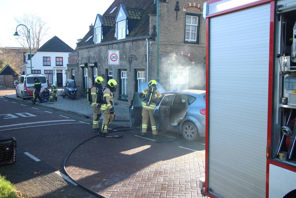 Auto total-loss door brand