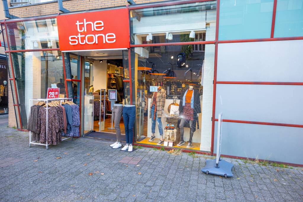 Vernieling en brandstichting in Kattenbroek