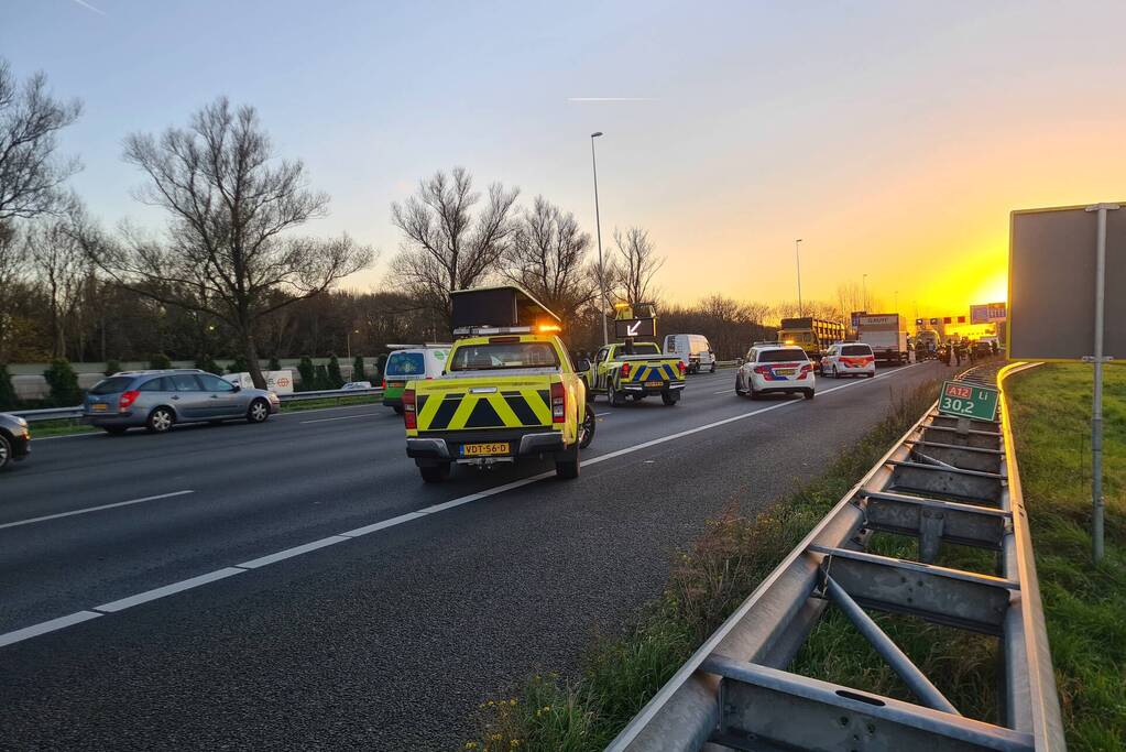 Flinke schade bij aanrijding op snelweg