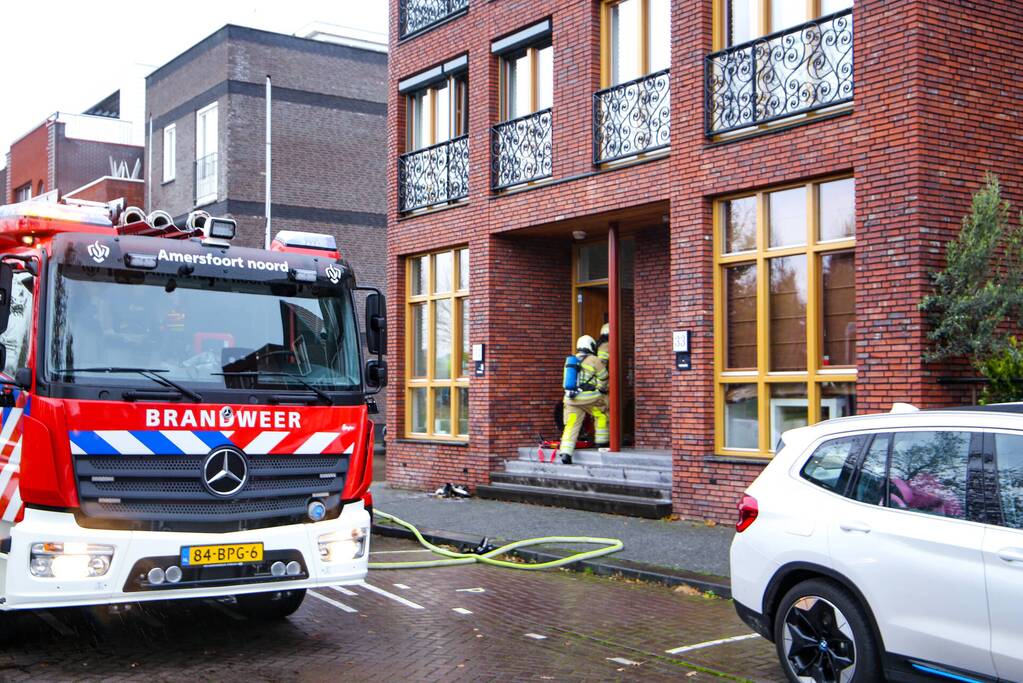 Keukenapparatuur vat vlam