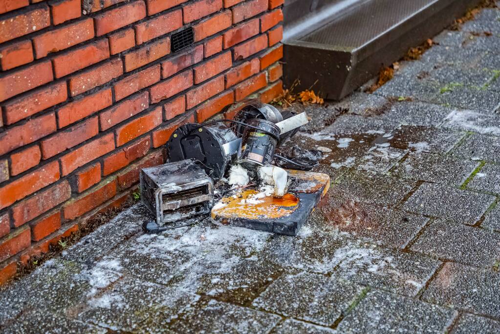 Keukenapparatuur vat vlam