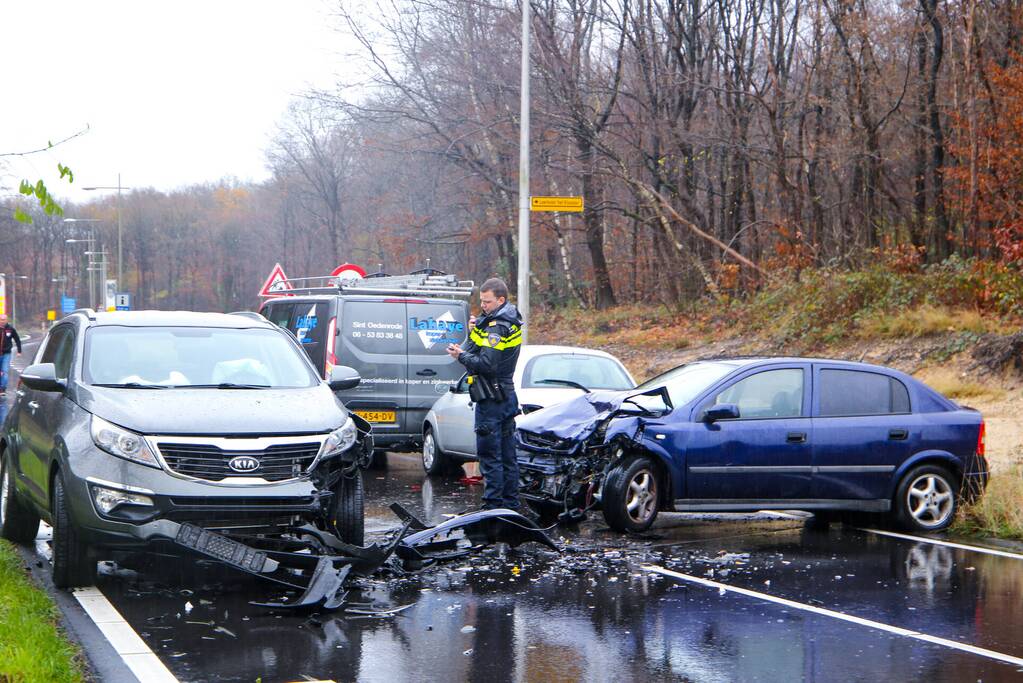 Vier personen gewond bij ongeval