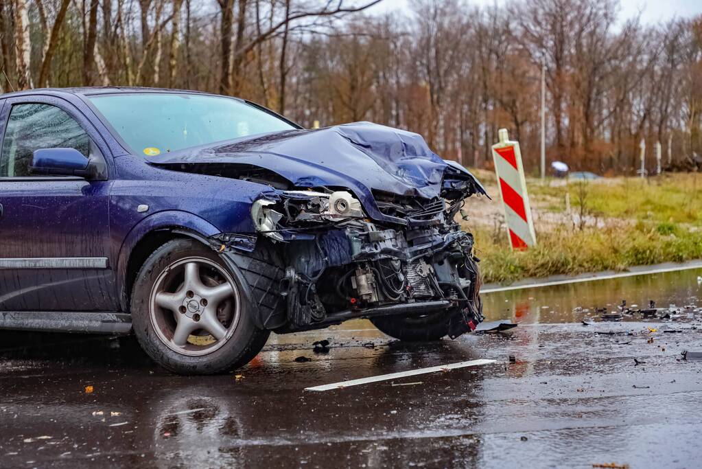 Vier personen gewond bij ongeval