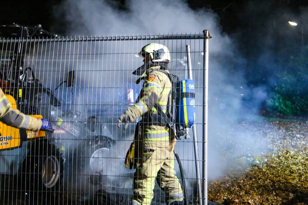 Veel rookontwikkeling door brand in dixi