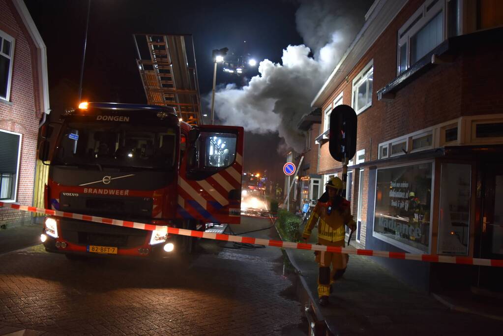 Dode en vier gewonden na brand