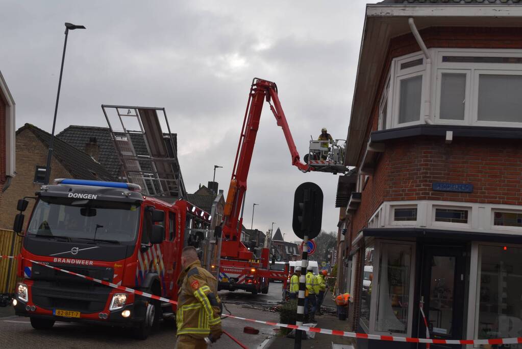 Dode en vier gewonden na brand