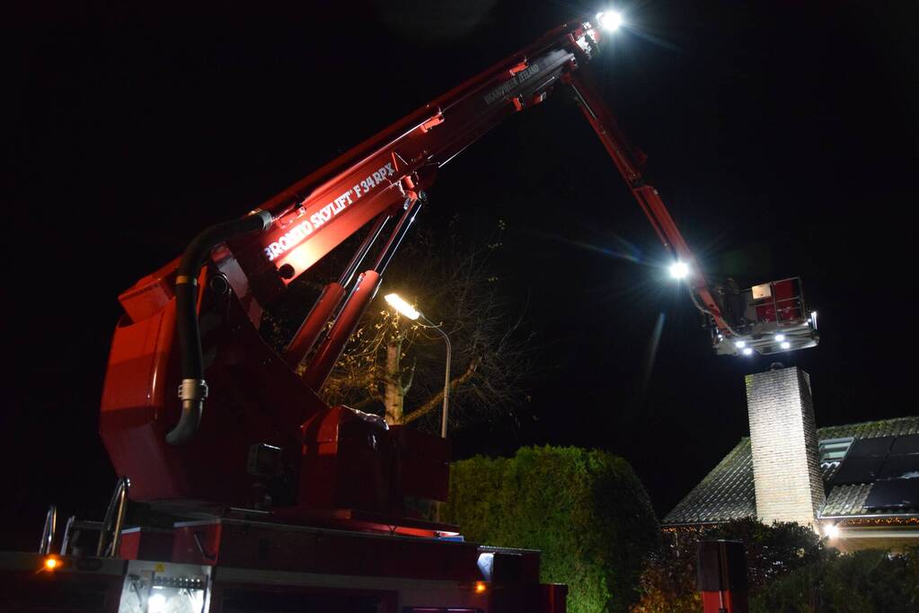 Schoorsteenbrand bij vrijstaande woning