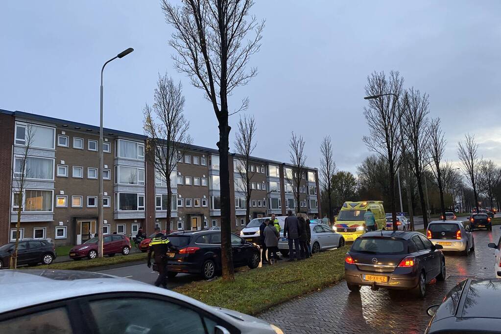 Drie auto's betrokken bij kettingbotsing