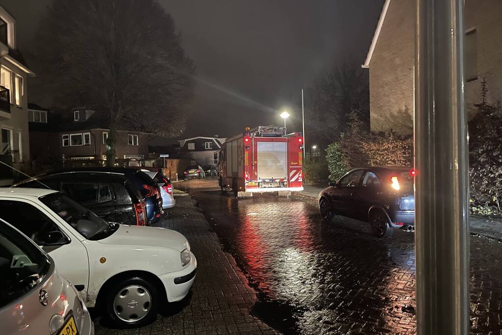 Brandweer doet onderzoek naar stank