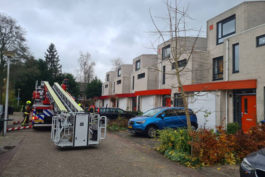 Schoorstenbrand in woning