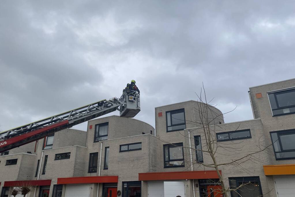 Schoorstenbrand in woning