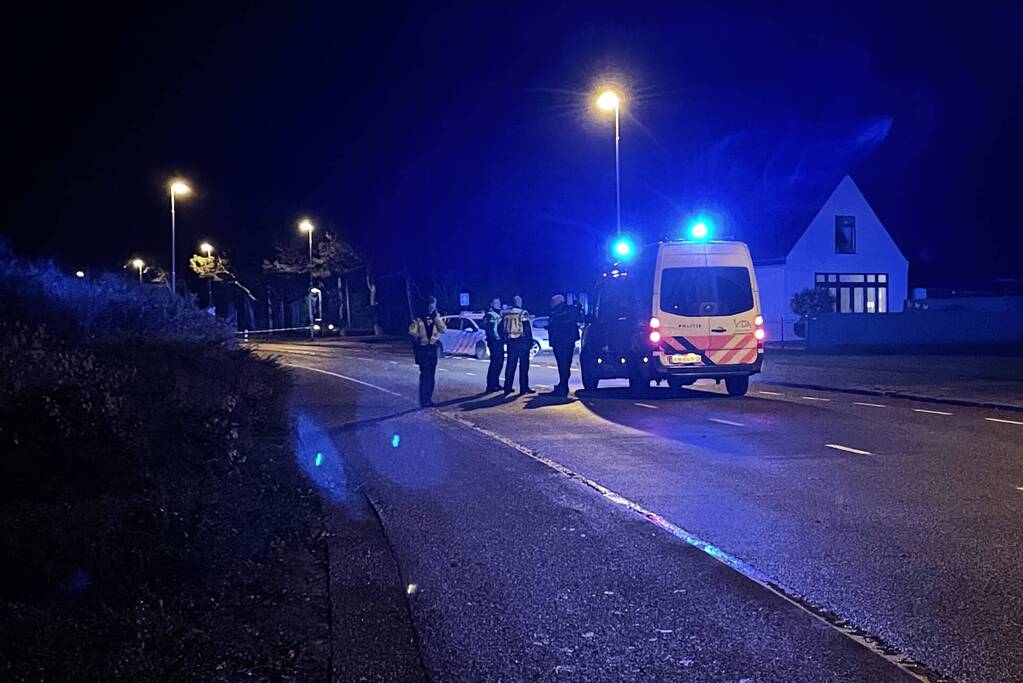 Auto klemgereden na achtervolging