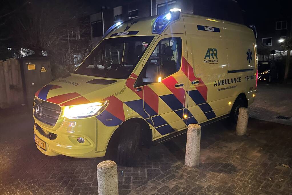 Gewonde bij steekpartij in woning