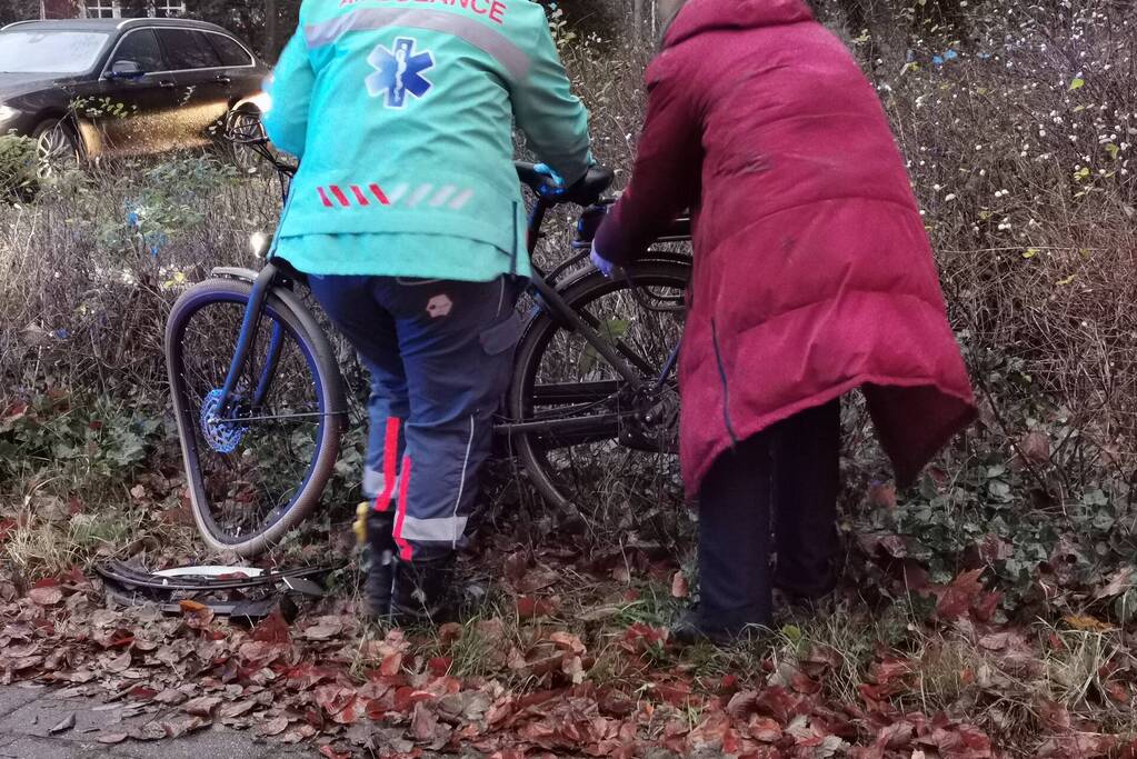 E-biker betrokken bij aanrijding met auto