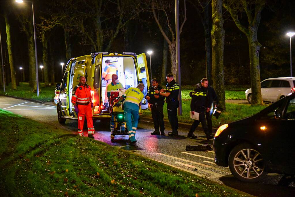 Voetganger zwaargewond bij aanrijding