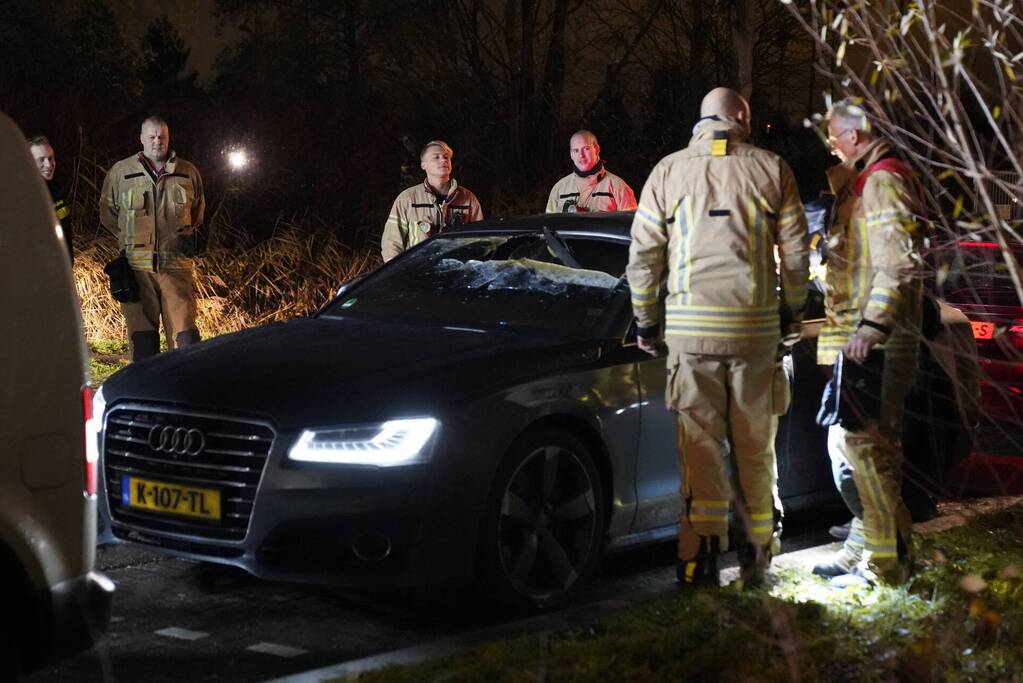 Flinke schade aan personenauto door brand