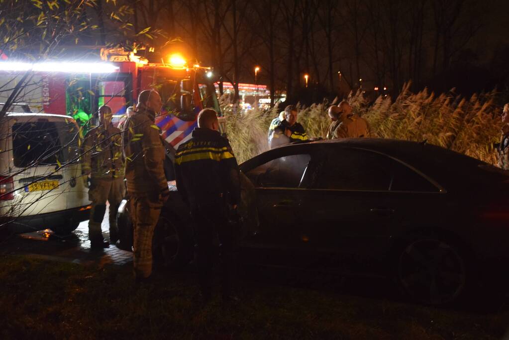Flinke schade aan personenauto door brand