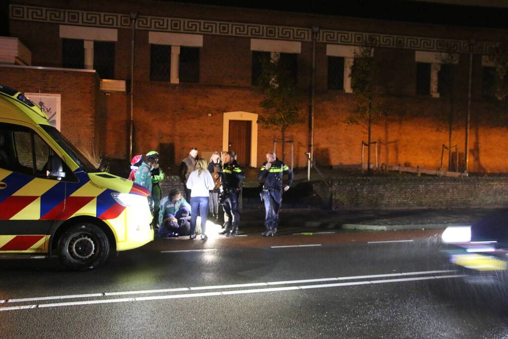 Snorfietser raakt ten val