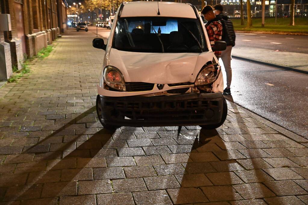 Schade na kop-staart aanrijding