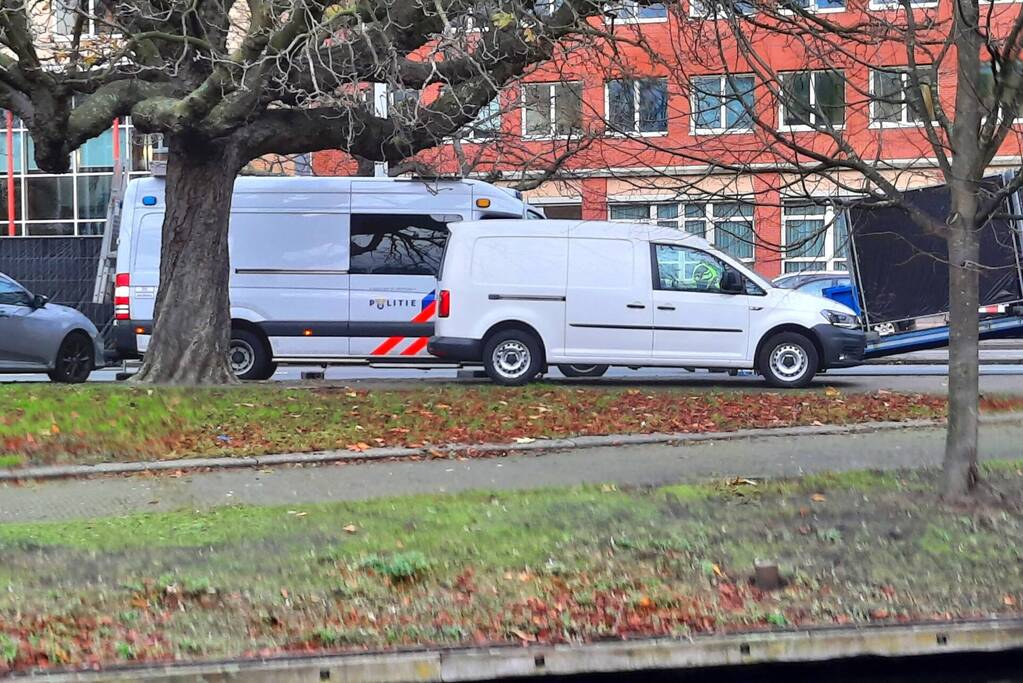 Weg afgesloten door reconstructie in politie-onderzoek