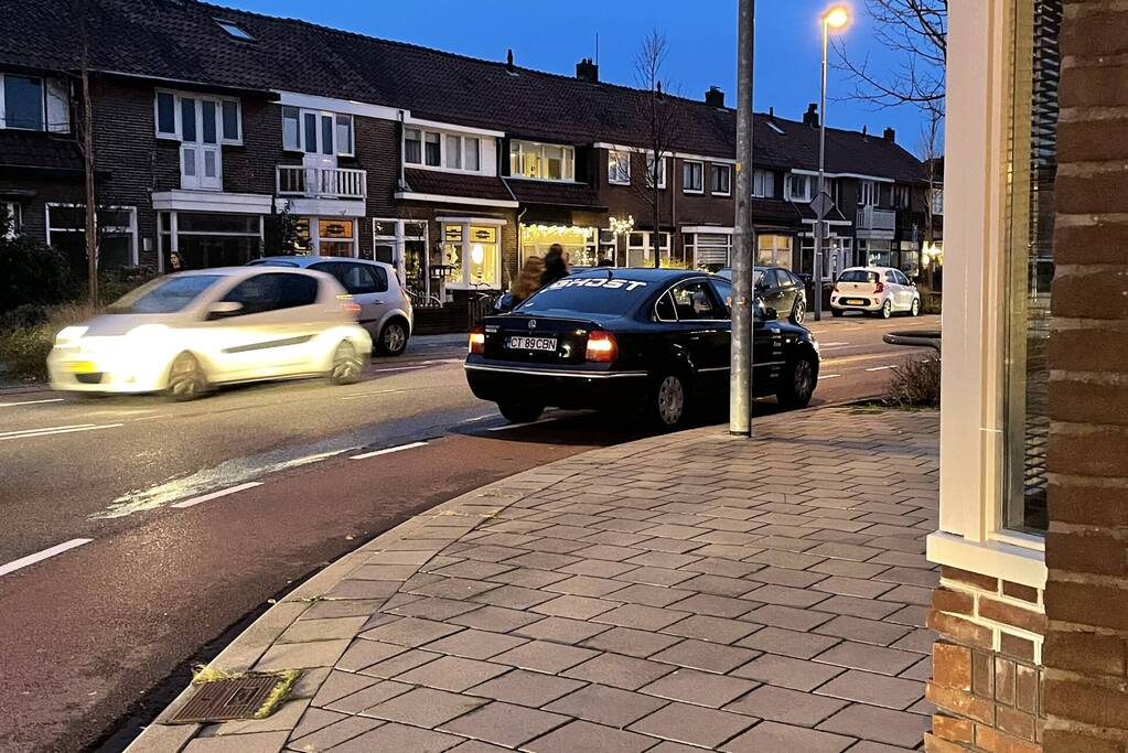 Fietser aangereden door auto