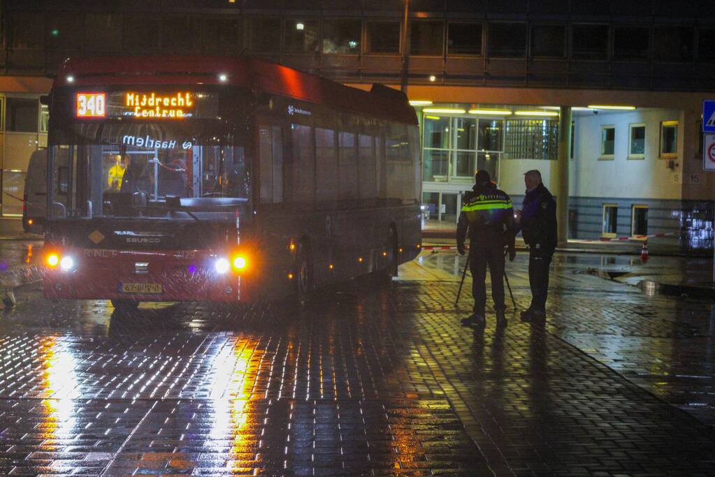Persoon gewond bij aanrijding met bus