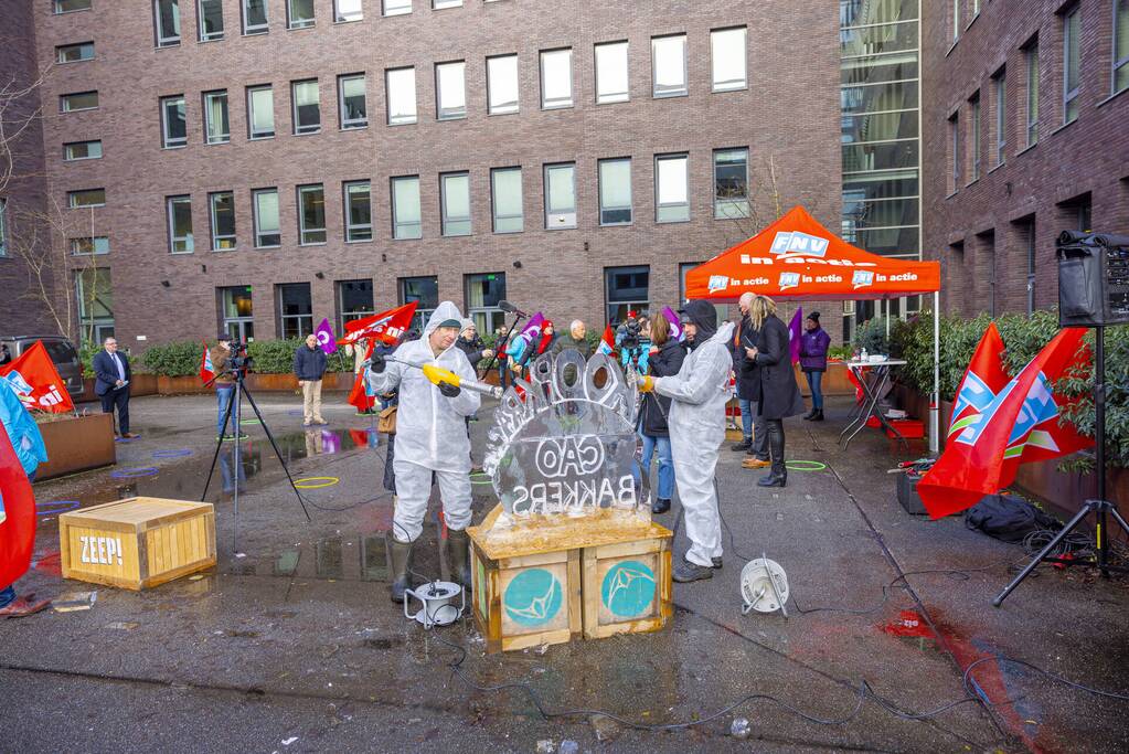 Bakkerijmedewerkers voeren actie voor een goede CAO