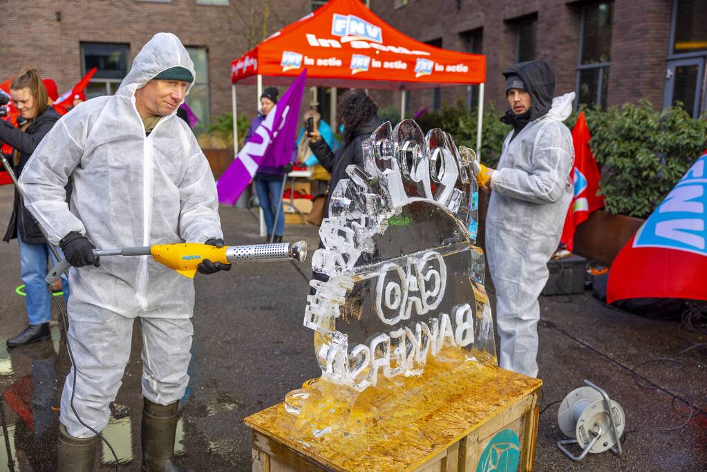 Bakkerijmedewerkers voeren actie voor een goede CAO