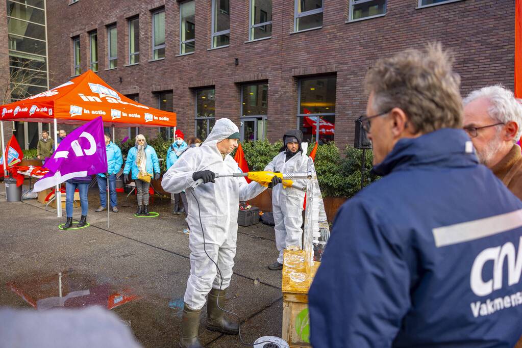 Bakkerijmedewerkers voeren actie voor een goede CAO