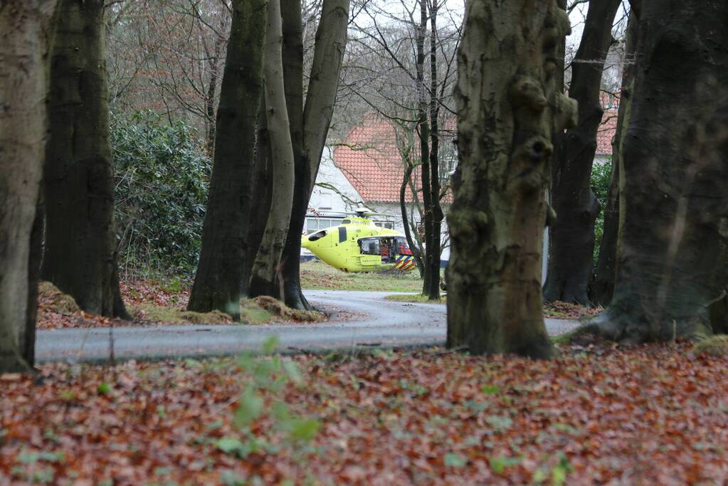 Traumahelikopter landt op het terrein van Amerpoort