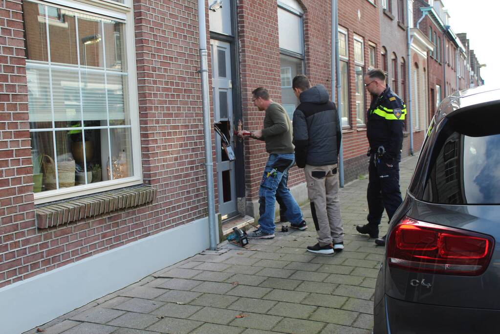 Persoon overleden aangetroffen in woning
