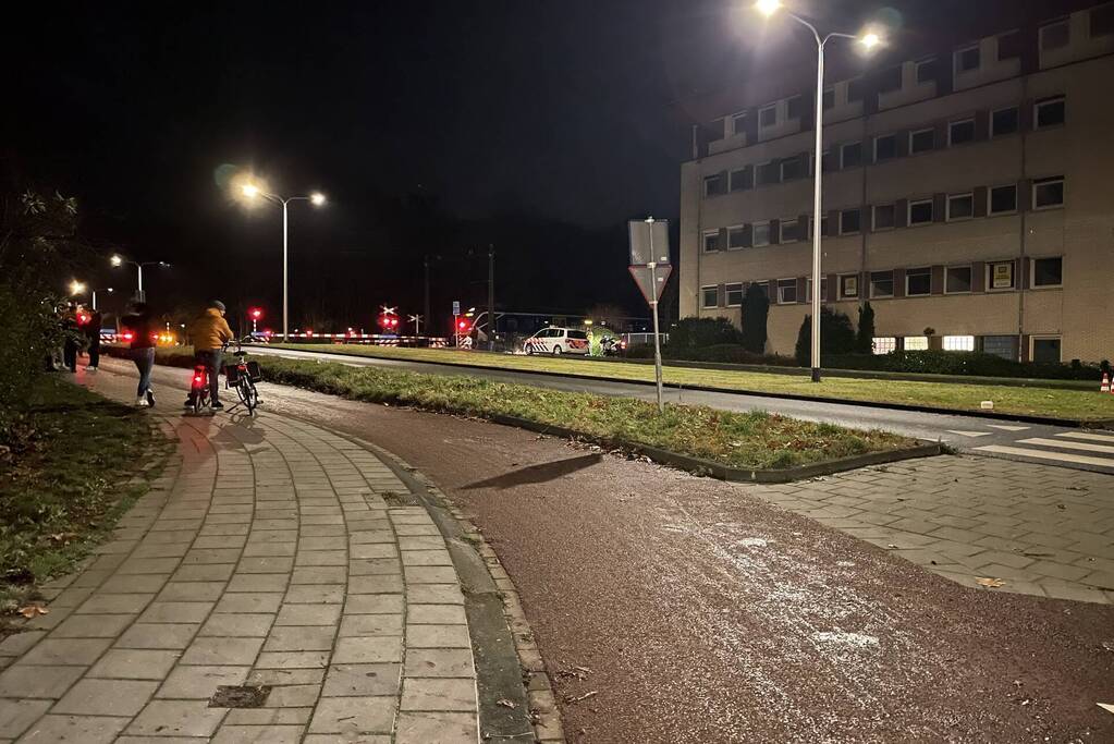 Tijdelijk geen treinverkeer door ongeval op spoorwegovergang