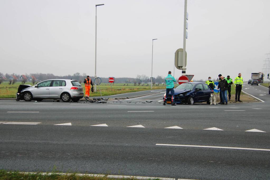Crash bij op- en afrit van N31