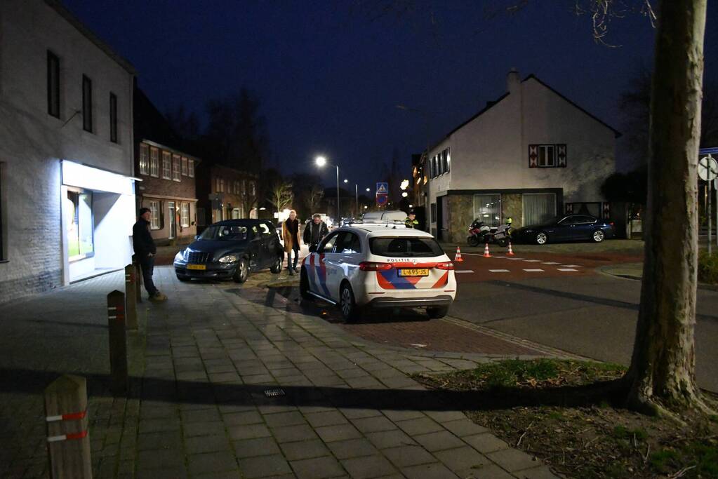 Flinke schade na botsing op kruispunt