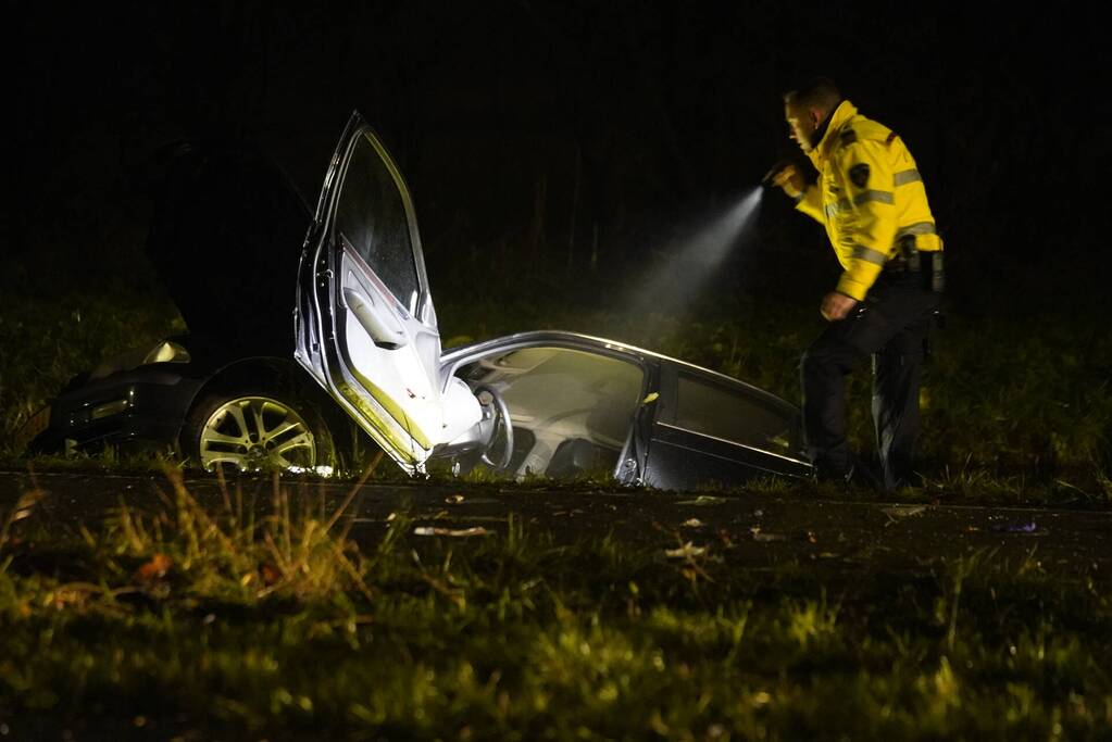 Automobilist ernstig gewond bij ernstig ongeval