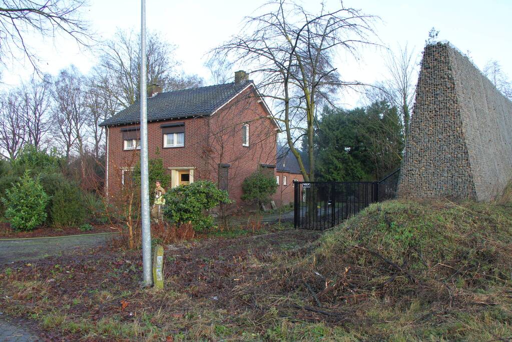 Veel rook bij brand in woning