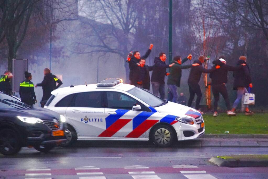 Vissersdorp viert feest na overwinning kampioenschap Max Verstappen