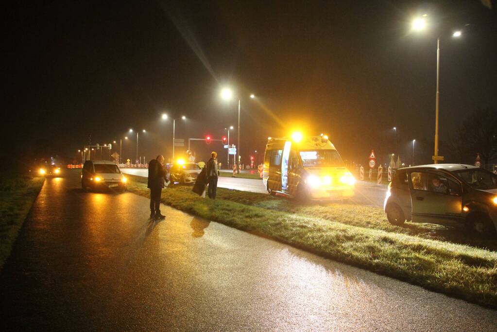 Persoon gewond bij aanrijding tussen twee voertuigen
