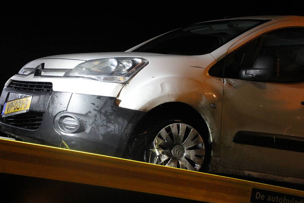 Persoon gewond bij aanrijding tussen twee voertuigen