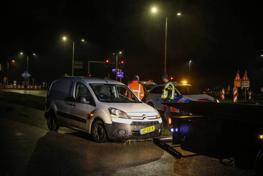 Persoon gewond bij aanrijding tussen twee voertuigen