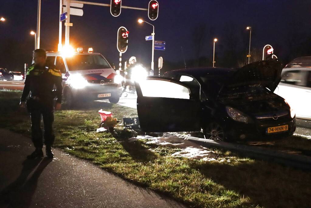 Auto verwoest door brand