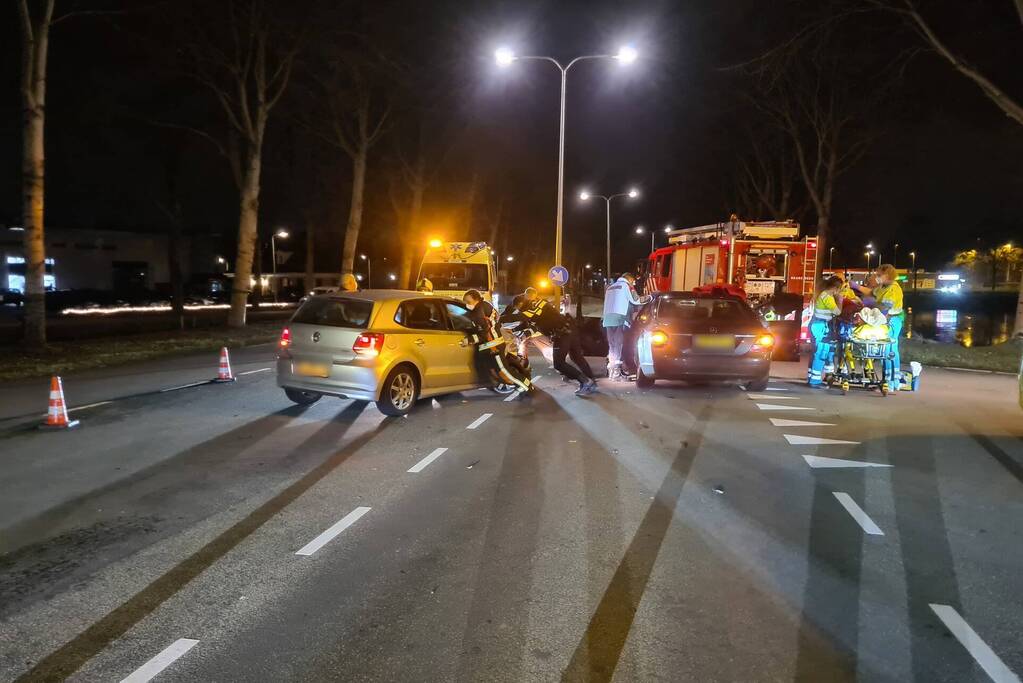 Schade en letsel door ongeval op kruispunt