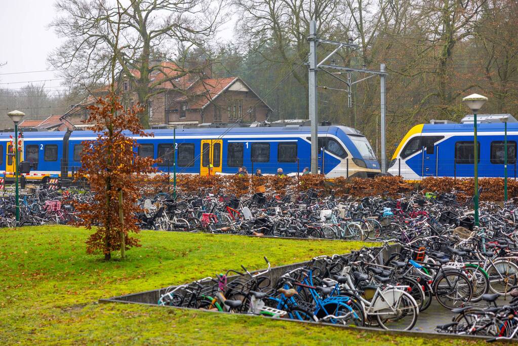 Treinverkeer ligt stil door aanrijding met persoon