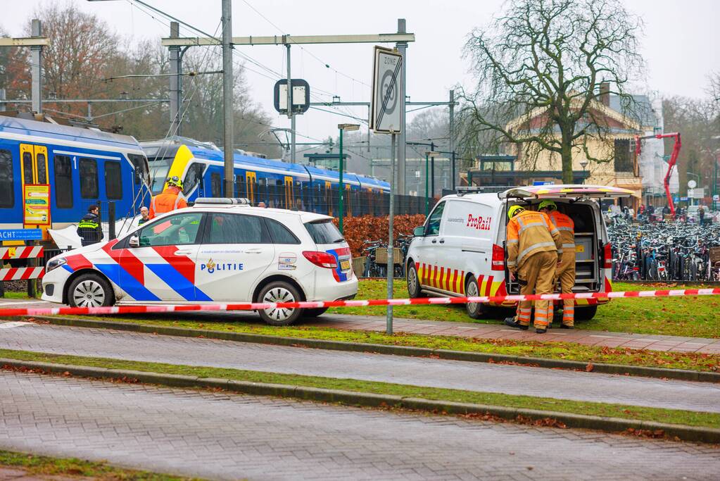 Treinverkeer ligt stil door aanrijding met persoon