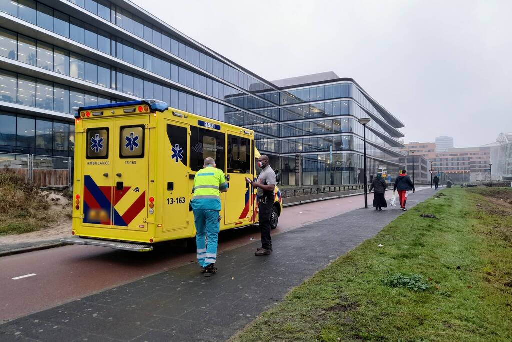 Fietser gaat onderuit en raakt gewond