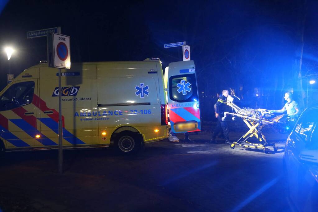 Personenauto in botsing met voetganger