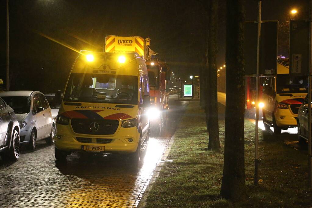 Traumateam assisteert bij incident in woning